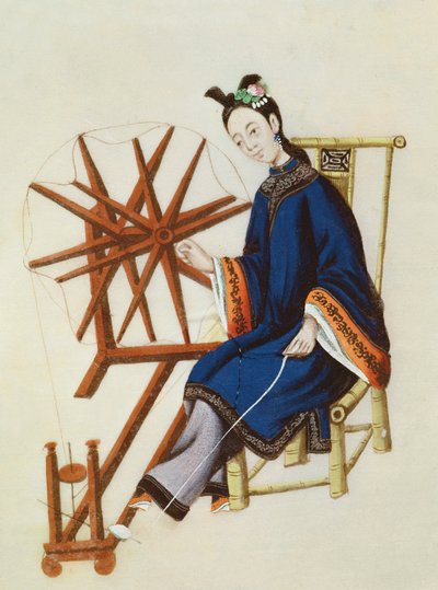 Une femme chinoise filant, période Qianlong (1736-96) - Chinese School